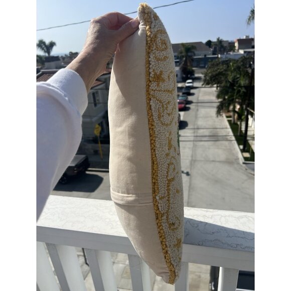 Peking Handicraft Holiday Magic Nutcracker gold wool hook pillow velvet 14x20" - Picture 3 of 9